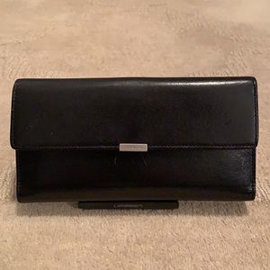 COACH Full-size Continental Leather Wallet, Black